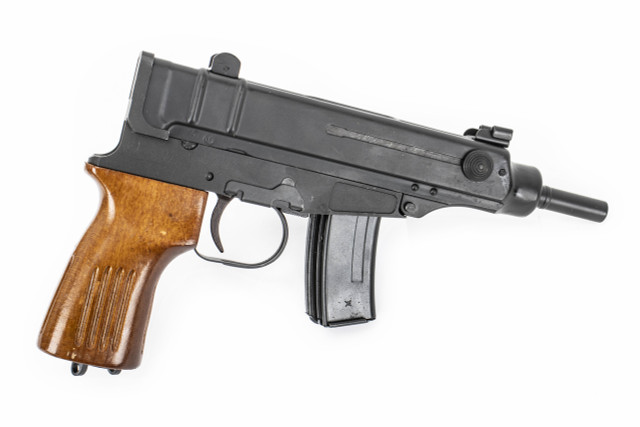 Southern Tactical VZ61 32 ACP Skorpion Pistol w/3 Mags & Leather Pouch